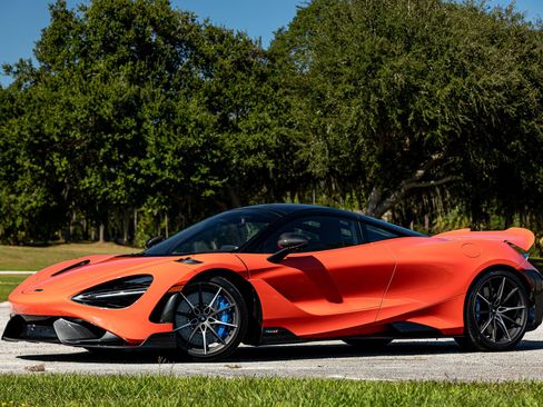 Used 2021 McLaren 765LT image 4