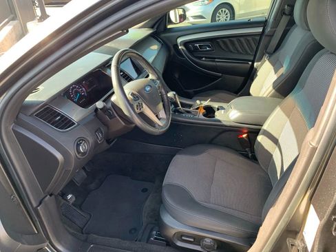 Used 2018 Ford Taurus SEL w/ Equipment Group 201A FWD image 10