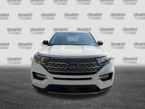 Used 2022 Ford Explorer Limited w/ Equipment Group 301A RWD image 3