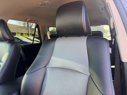 Used 2018 Toyota 4Runner SR5 Premium AWD/4WD image 29