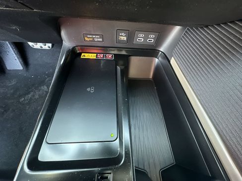 New 2026 Toyota Camry SE image 25