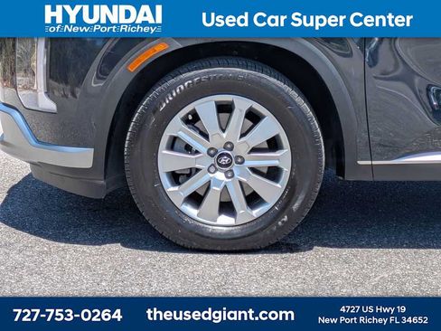 Certified 2025 Hyundai Palisade SE FWD image 10