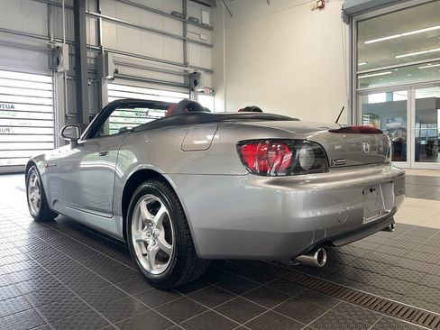 Used 2001 Honda S2000 image 7