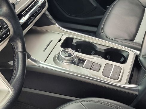 Used 2022 Ford Explorer XLT w/ Equipment Group 202A image 20