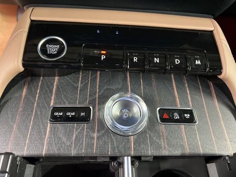 New 2026 Lincoln Navigator L Black Label AWD/4WD image 16