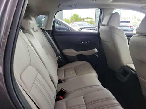 Used 2025 Honda HR-V EX-L image 14
