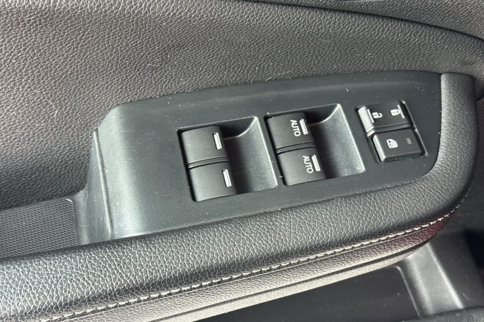 Used 2023 Honda Ridgeline RTL-E image 15