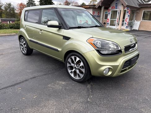 Used 2013 Kia Soul ! image 3