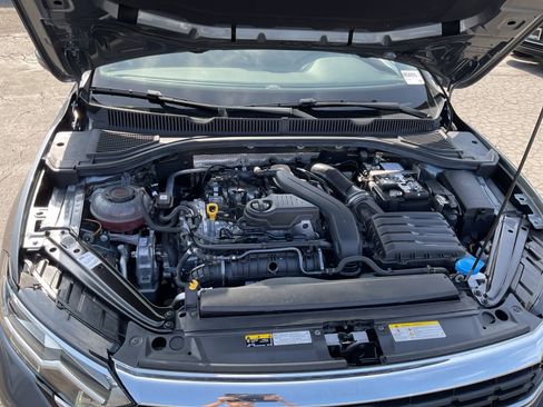 Used 2024 Volkswagen Jetta SE FWD image 23