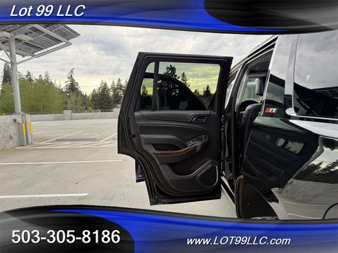 Used 2017 Chevrolet Tahoe LT w/ Z71 Midnight Edition image 36