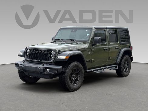 Used 2024 Jeep Wrangler Willys image 22