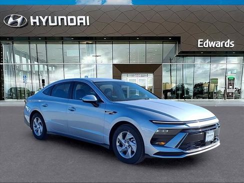 New 2025 Hyundai Sonata SE FWD image 8