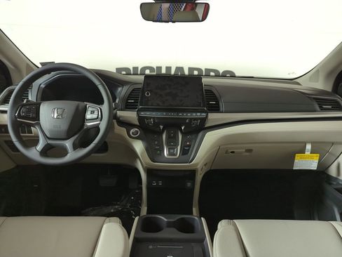 New 2026 Honda Odyssey EX-L image 14