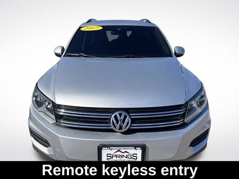 Used 2017 Volkswagen Tiguan S AWD/4WD image 9