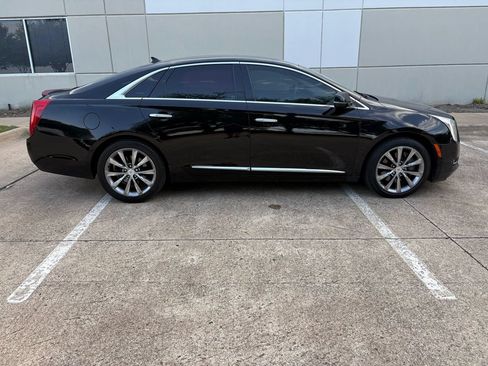 Used 2013 Cadillac XTS w/ Rear Seat Comfort Package FWD image 5