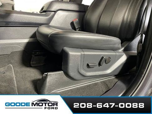 Certified 2024 Ford Expedition XLT AWD/4WD image 11