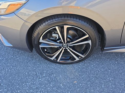 Used 2022 Nissan Sentra SR image 10