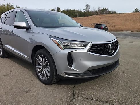 Used 2023 Acura RDX FWD w/ Technology Package image 4