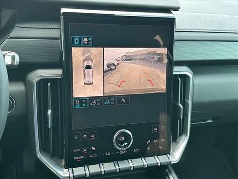 New 2026 GMC Acadia Elevation w/ Elevation Premium Package FWD image 33