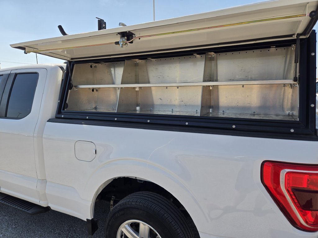 Used 2023 Ford F150 XLT w/ Trailer Tow Package RWD image 31