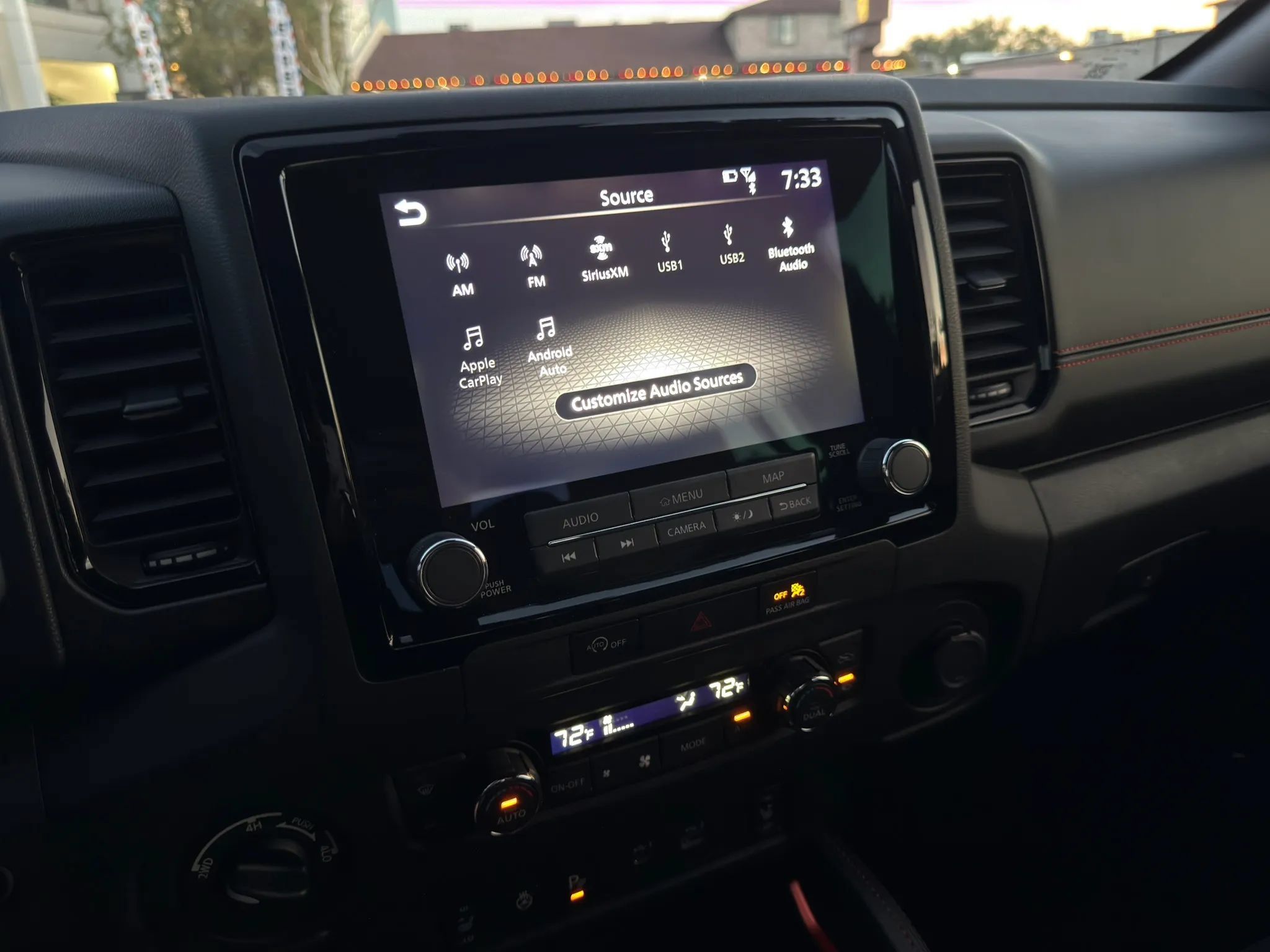 Used 2023 Nissan Frontier PRO-4X w/ Pro Convenience Package AWD/4WD image 16