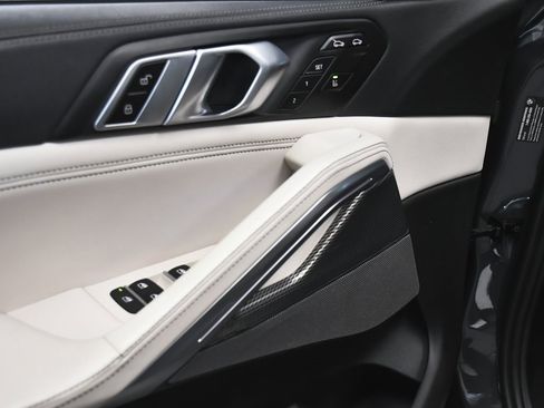 Used 2023 BMW X6 M50i w/ Executive Package image 10