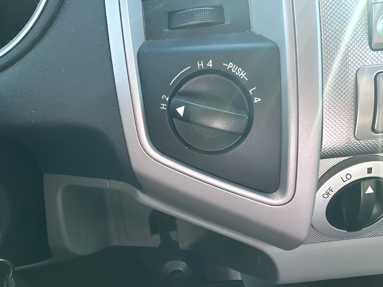Used 2009 Toyota Tacoma 4x4 Access Cab image 18