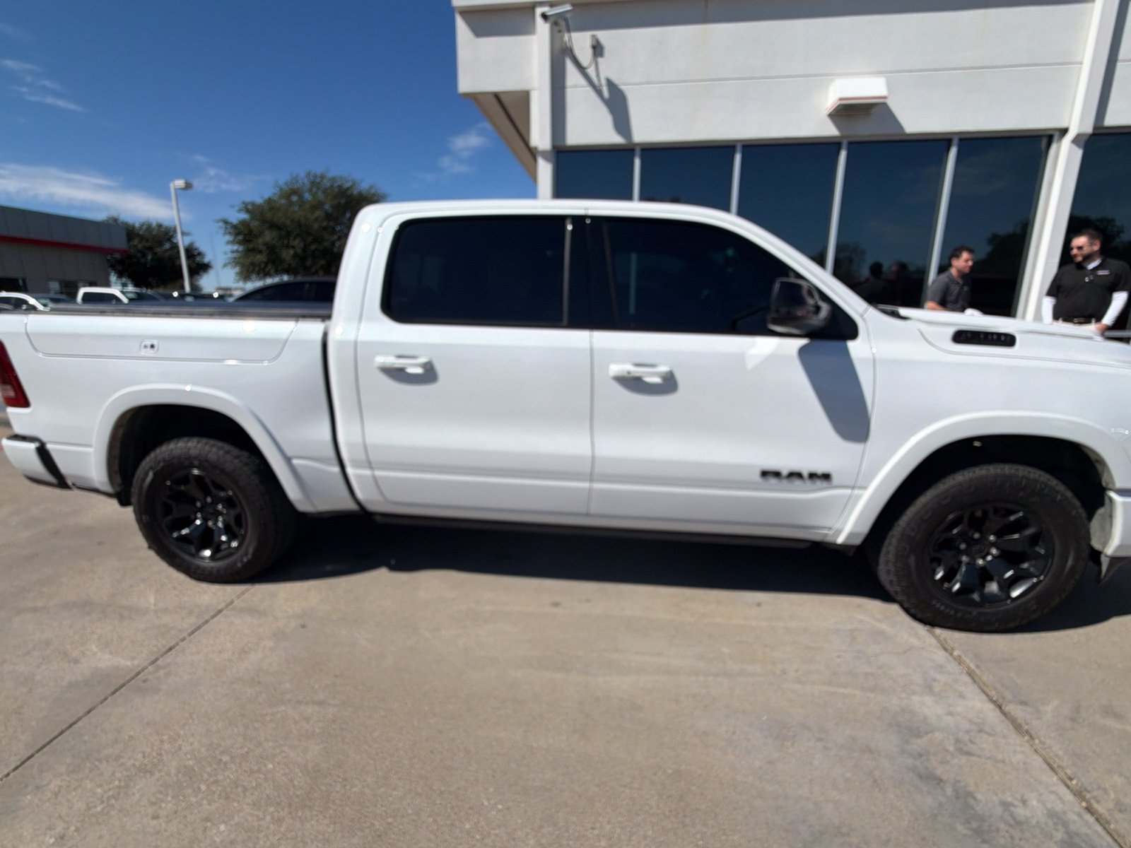 Used 2024 RAM 1500 Limited AWD/4WD image 5