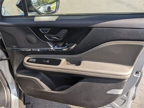 New 2024 Lincoln Corsair Reserve w/ Equipment Group 201A image 37