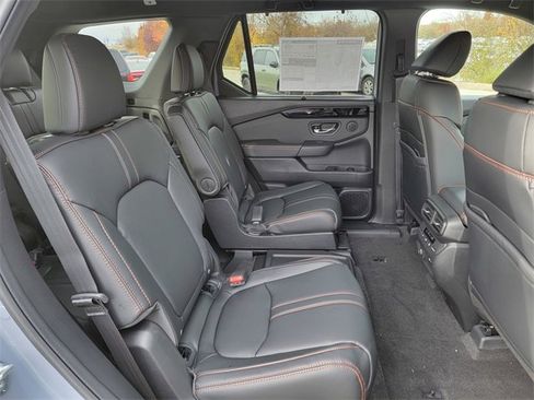 New 2025 Honda Pilot TrailSport image 16
