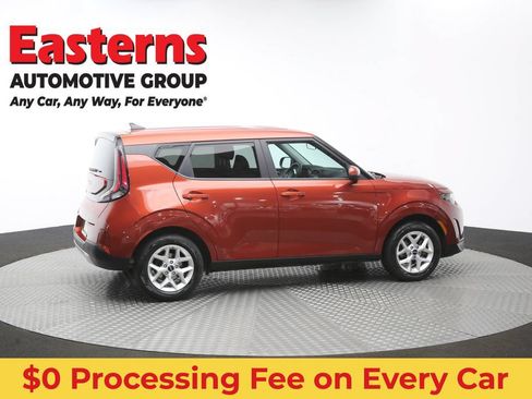 Used 2024 Kia Soul LX w/ Option Group 015 FWD image 43