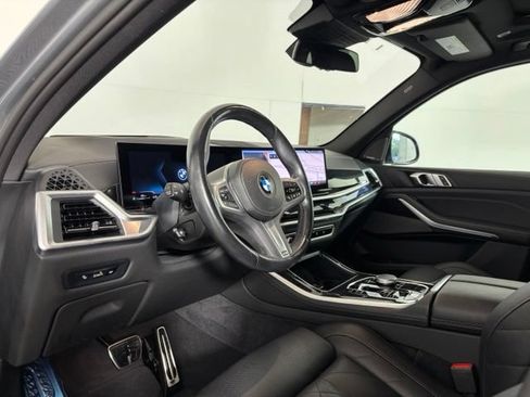 Used 2024 BMW X5 xDrive40i w/ M Sport Package AWD/4WD image 9