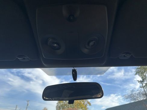 Used 2011 Chrysler 200 Touring image 13