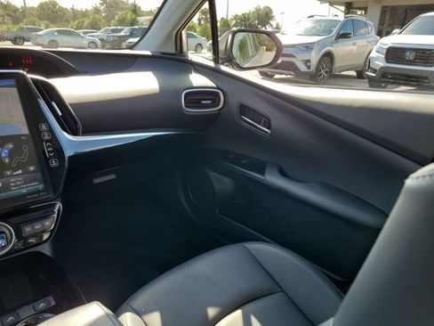 Used 2021 Toyota Prius Prime XLE w/ Carpet Mat Package (TMS) image 23