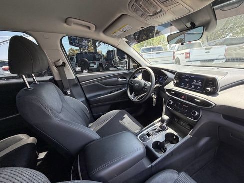 Used 2019 Hyundai Santa Fe SE FWD image 10