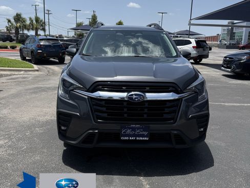 Used 2023 Subaru Ascent Limited AWD/4WD image 2