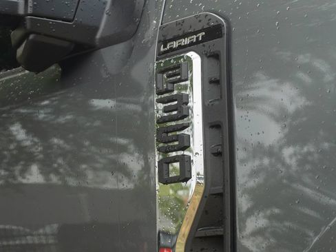 Used 2026 Ford F350 Lariat AWD/4WD image 7