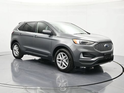 Used 2024 Ford Edge SEL AWD/4WD image 3