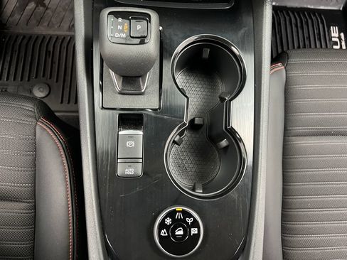 Used 2025 Nissan Rogue SV AWD/4WD image 43