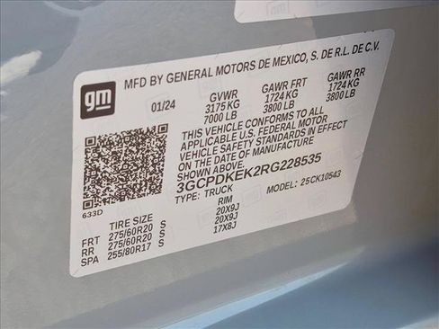 Used 2024 Chevrolet Silverado 1500 LT AWD/4WD image 24