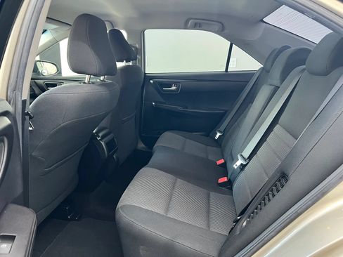 Used 2016 Toyota Camry LE FWD image 8