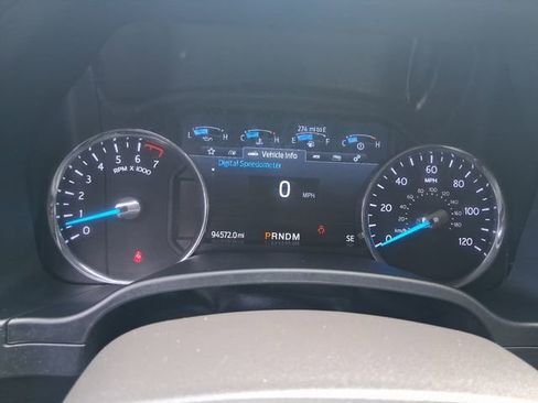Used 2020 Ford Expedition XLT w/ Equipment Group 202A AWD/4WD image 14