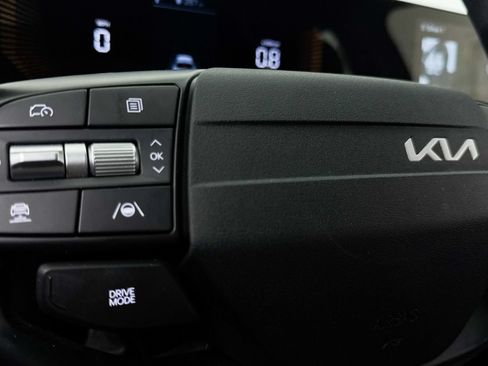 Certified 2025 Kia K4 FWD image 8
