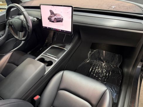 Used 2022 Tesla Model Y Performance AWD/4WD image 42