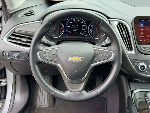 Used 2024 Chevrolet Malibu LT FWD image 18