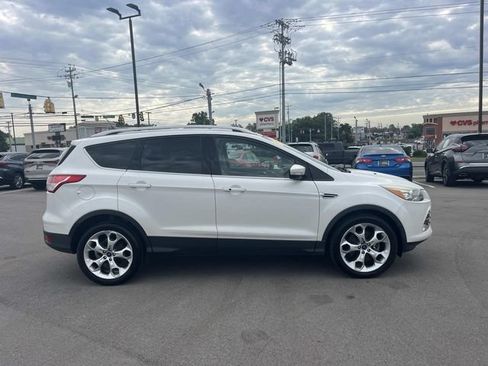 Used 2016 Ford Escape Titanium w/ Equipment Group 301A FWD image 6