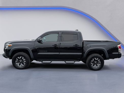Used 2020 Toyota Tacoma TRD Off-Road image 7