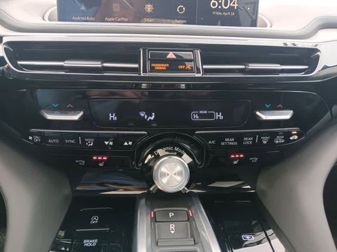 Used 2023 Acura MDX SH-AWD w/ Technology Package image 25