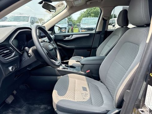 Used 2020 Ford Escape SE FWD image 19