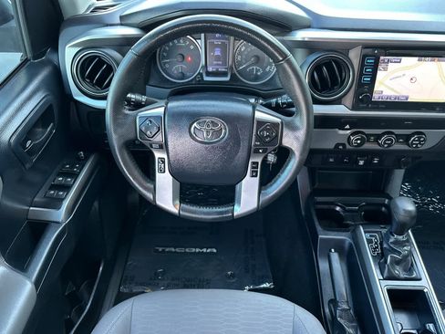 Used 2019 Toyota Tacoma SR5 image 14